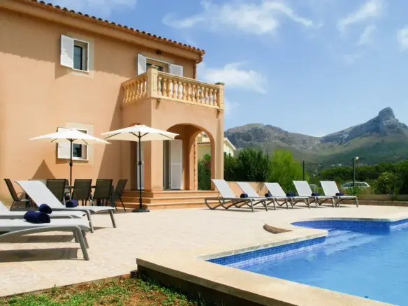 Arta Villa en venta con licencia ETV Mallorca