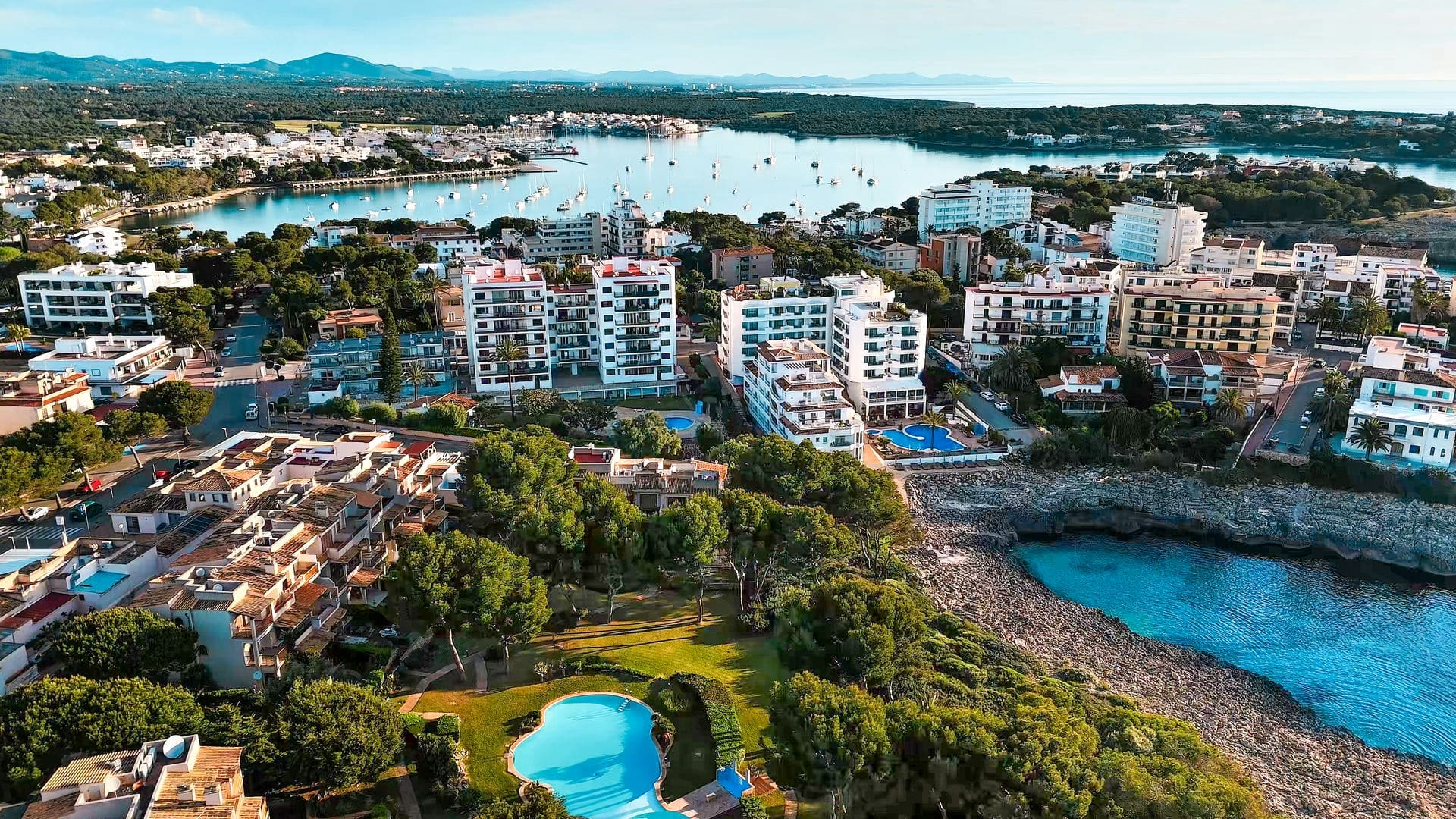 Property Image 4 Property Image 4